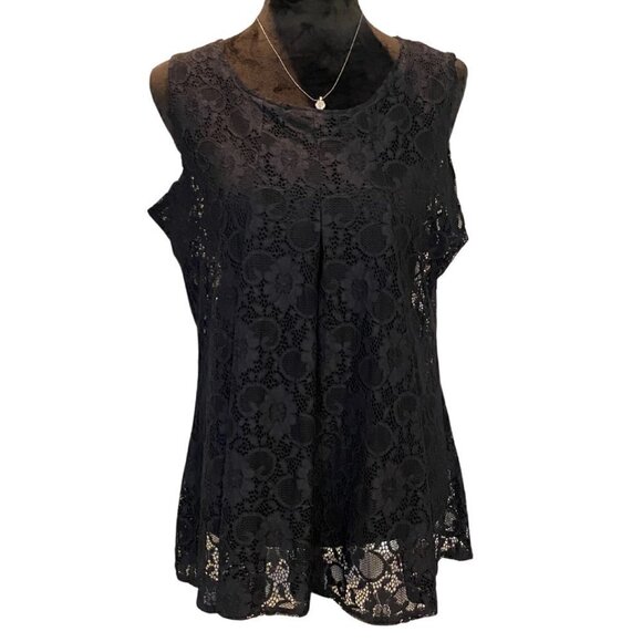 𝅺DAISY Fuentes Sleeveless Lace Top - Picture 1 of 7